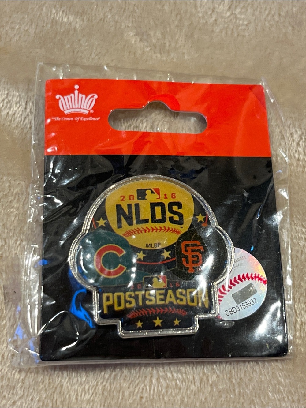 Aminco 2016 MLB NLDS Postseason Lapel Pin Cubs vs Giants, New